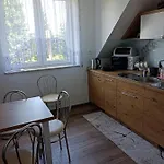Dom Wakacyjny Gajowka Z Ogrodem I Jacuzzi Na Wylacznosc Rzyki
