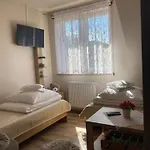 Apartman Dom Wakacyjny Gajowka Z Ogrodem I Jacuzzi Na Wylacznosc Rzyki