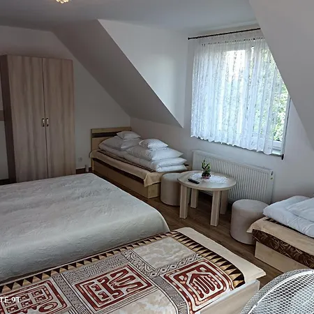 Apartment Gajowka Z Ogrodem I Jacuzzi Na Wylacznosc Rzyki