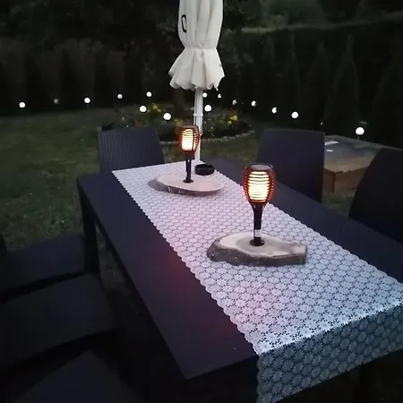 Gajowka Z Ogrodem I Jacuzzi Na Wylacznosc Apartment