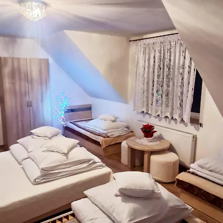 Dom Wakacyjny Gajowka Z Ogrodem I Jacuzzi Na Wylacznosc Apartman *
