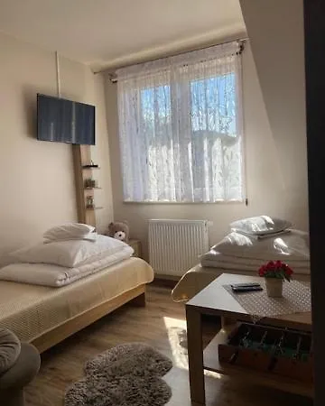 Apartment Gajowka Z Ogrodem I Jacuzzi Na Wylacznosc Rzyki